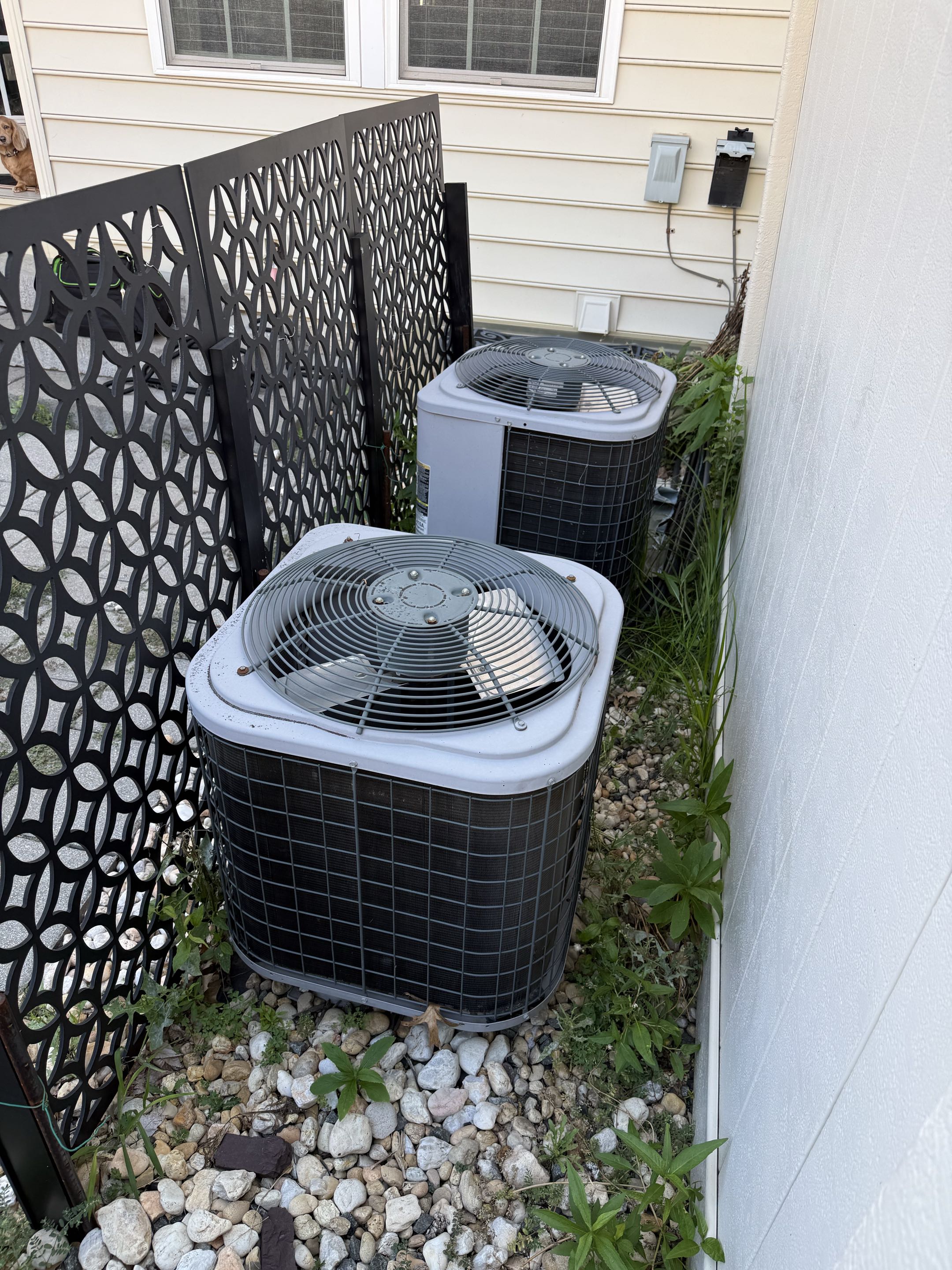 Chantilly, VA - Upon arrival, I conducted a thorough diagnostic on the top floor unit, which was not providing adequate cooling. The diagnostic revealed that the dual capacitor had blown, necessitating its replacement. Additionally, the outdoor unit's coils were found to be clogged. I proceeded to rinse out the coils to ensure optimal performance. With the customer's consent, I replaced the dual capacitor. After cycling the system, I confirmed that it was functioning correctly. I performed a final cycle to ensure everything was operating normally.