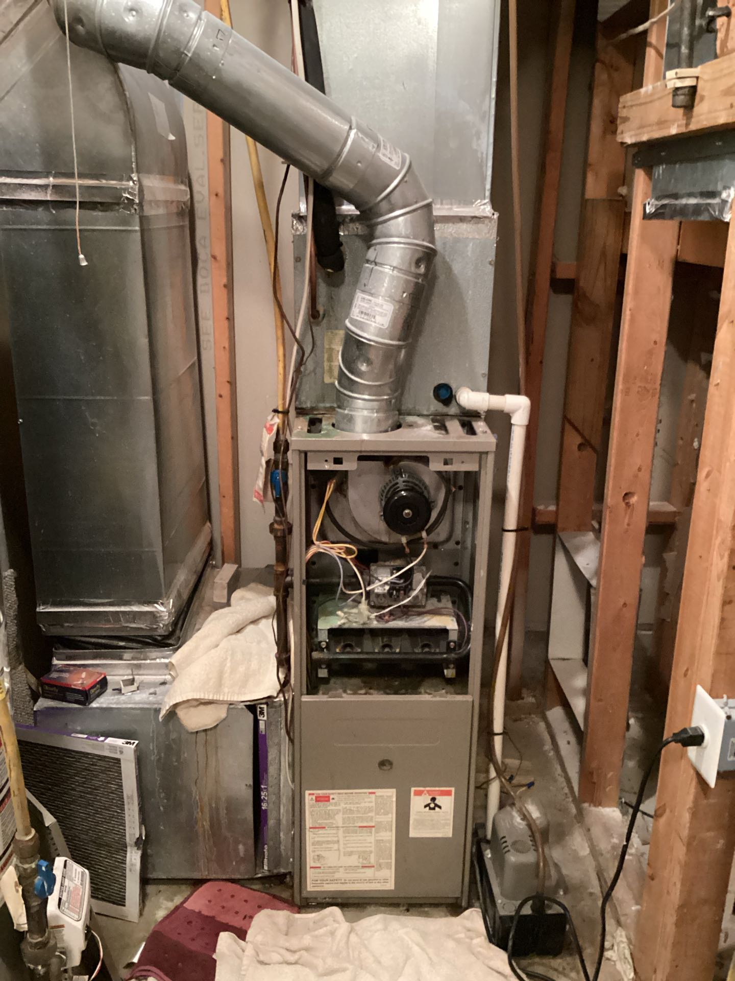 Leesburg, VA - A/C Diagnostic, A/C Not Working, A/C Repair, A/C Leaking, Goodman 