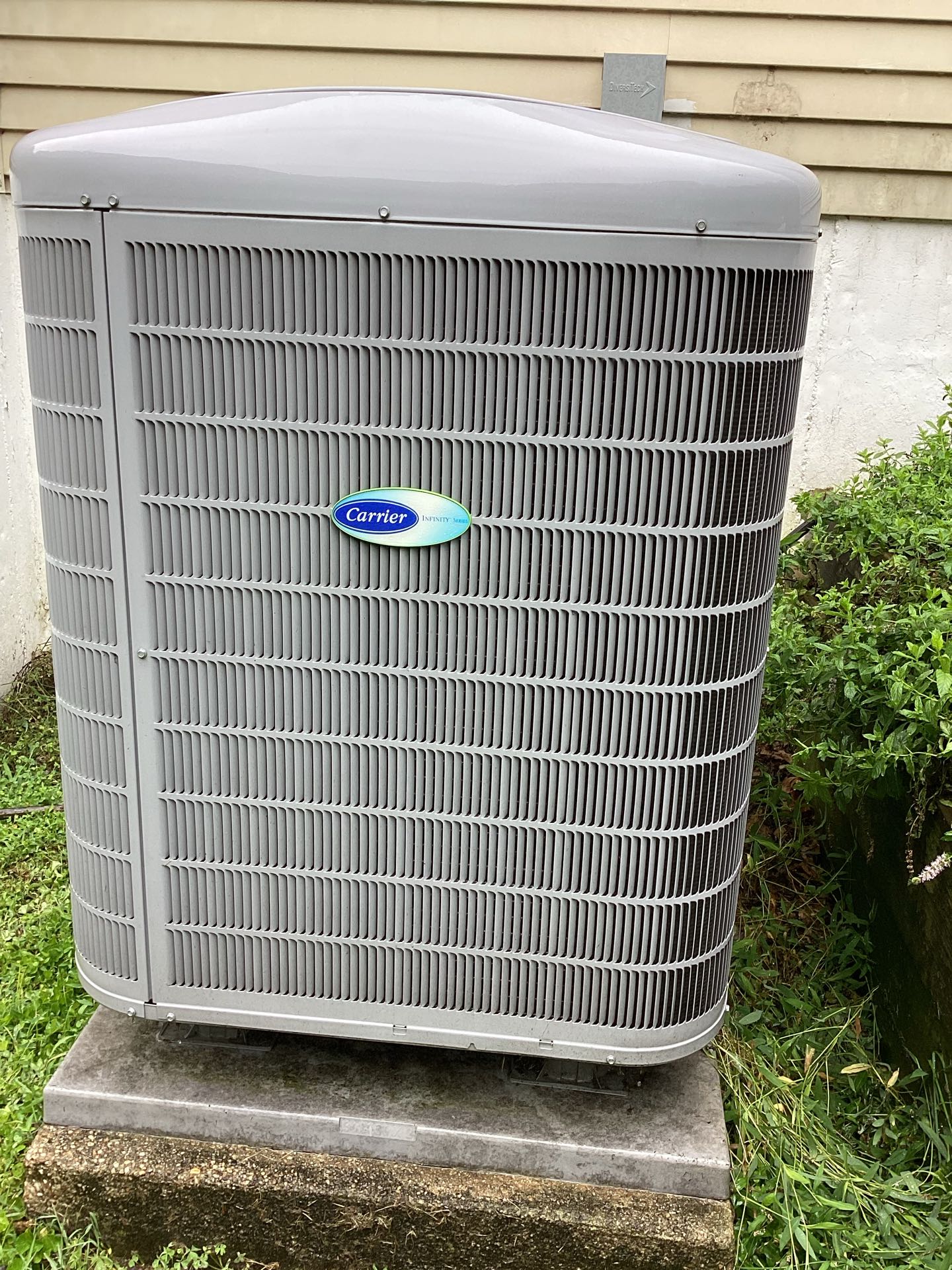 Great Falls, VA - Carrier Heat Pump, A/C Maintenance, Club Membership, Maintenance Agreement, Summer Cooling Check 