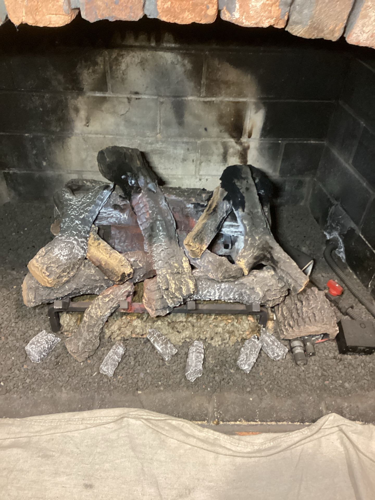 Fairfax, VA - Hargrove Gas Log Fireplace, Gas Fireplace Maintenance, Gas Fireplace Cleaning, 
