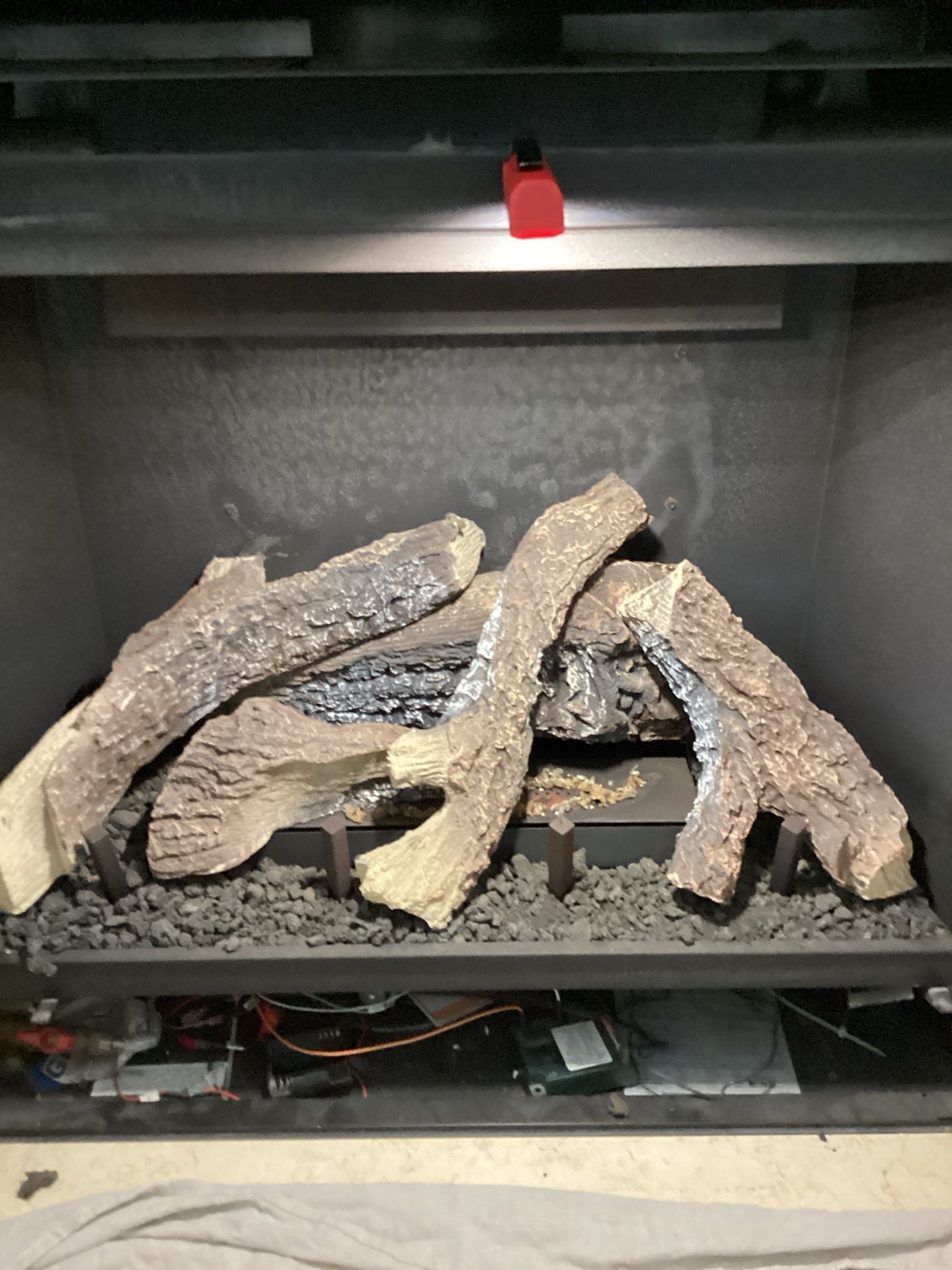 Gainesville, VA - Heat N Glow Gas Log Fireplace, Gas Fireplace Repair, Gas Fireplace Not Working, Gas Fireplace Cleaning, Gas Fireplace Maintenance 