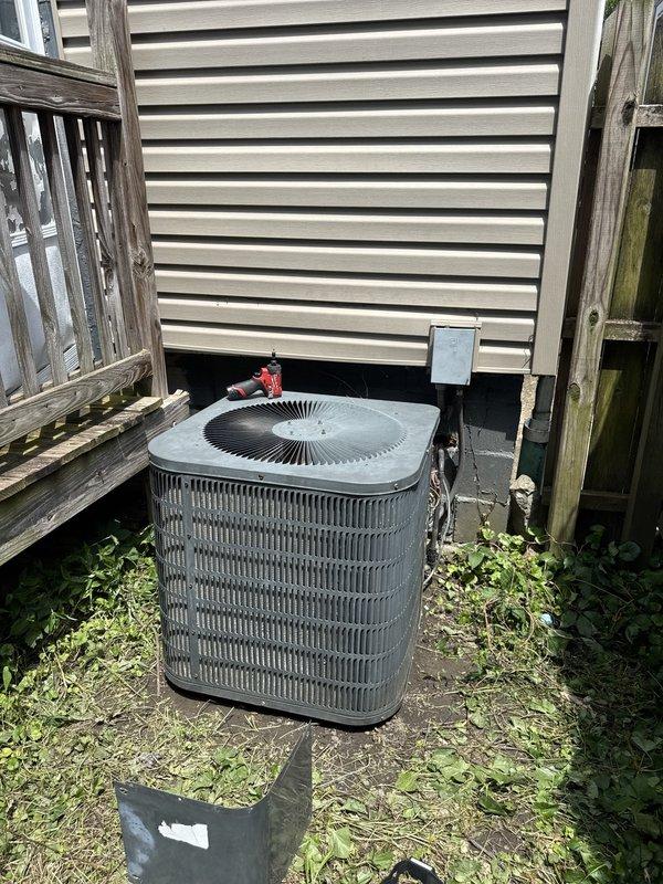 Responded to no cooling complaint on 15-year-old commercial air conditioning system. Upon arrival, performed comprehensive system inspection of Lennox furnace and outdoor condensing unit. Conducted refrigerant pressure testing and leak detection procedures to address customer's concern regarding possible refrigerant leak. Inspected condenser coils, fan operation, and electrical connections at outdoor unit. Evaluated airflow and temperature differential across evaporator coil. System assessed and diagnostic findings documented with photographic evidence of equipment condition.