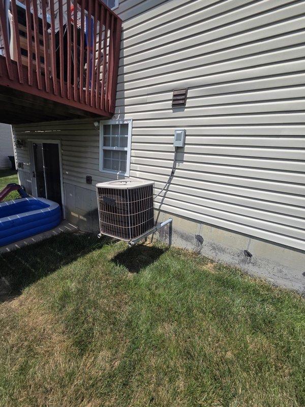 Completed estimate for replacement of non-operational gas furnace and air conditioning system. Assessed existing equipment located in basement utility area, including furnace unit with ductwork and outdoor condensing unit positioned on concrete pad against exterior wall. Provided comprehensive replacement options and recommendations for new HVAC system installation.