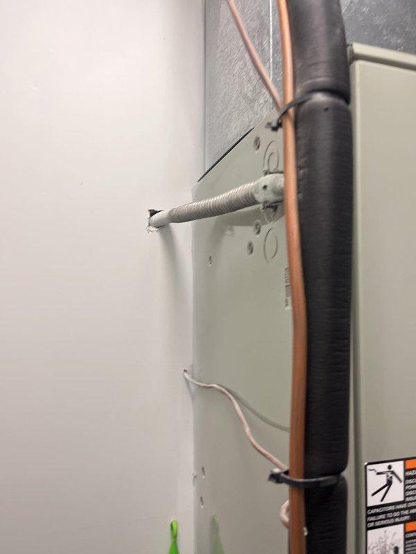Conducted commercial rooftop unit replacement estimate at facility. Evaluated existing HVAC system including Trane air handler, associated ductwork, refrigerant lines, and electrical disconnect. Documented current equipment configuration and mechanical room layout to provide comprehensive RTU replacement proposal.