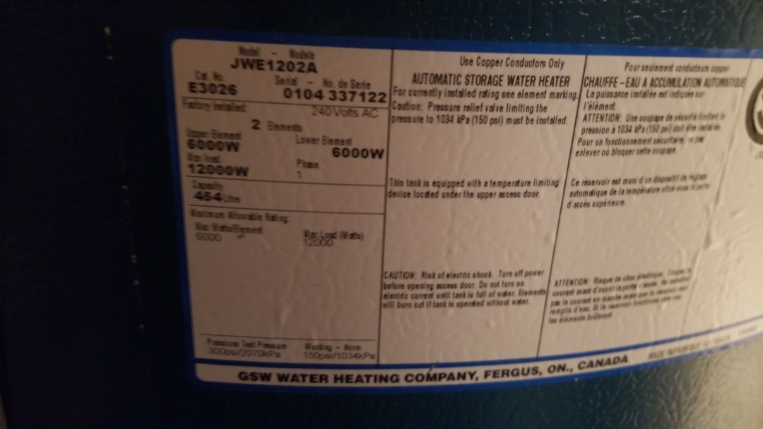 Replace relief valve on hot water tank Replace relief valve on hot water tank