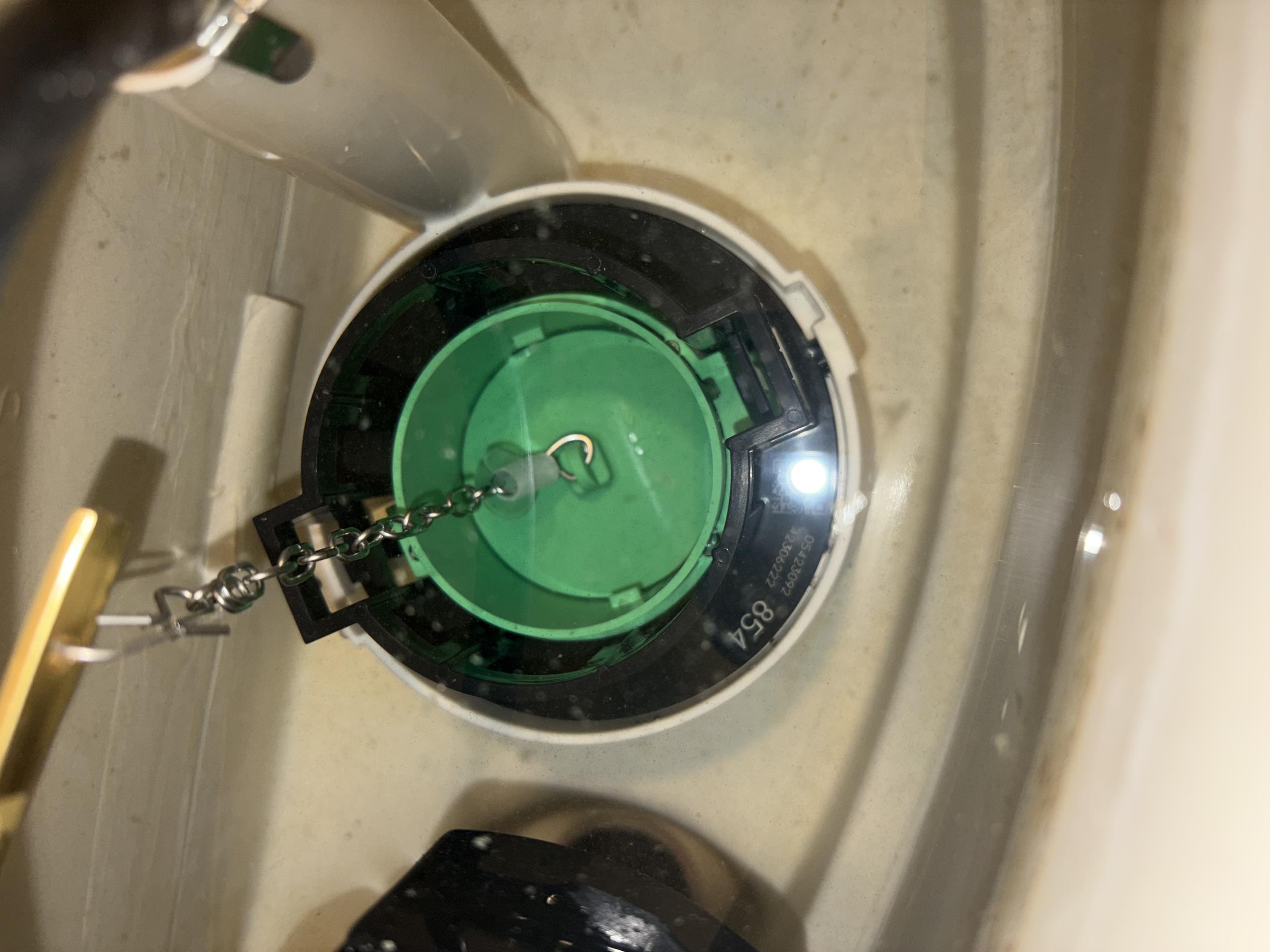 East York, ON - Repair Toilet