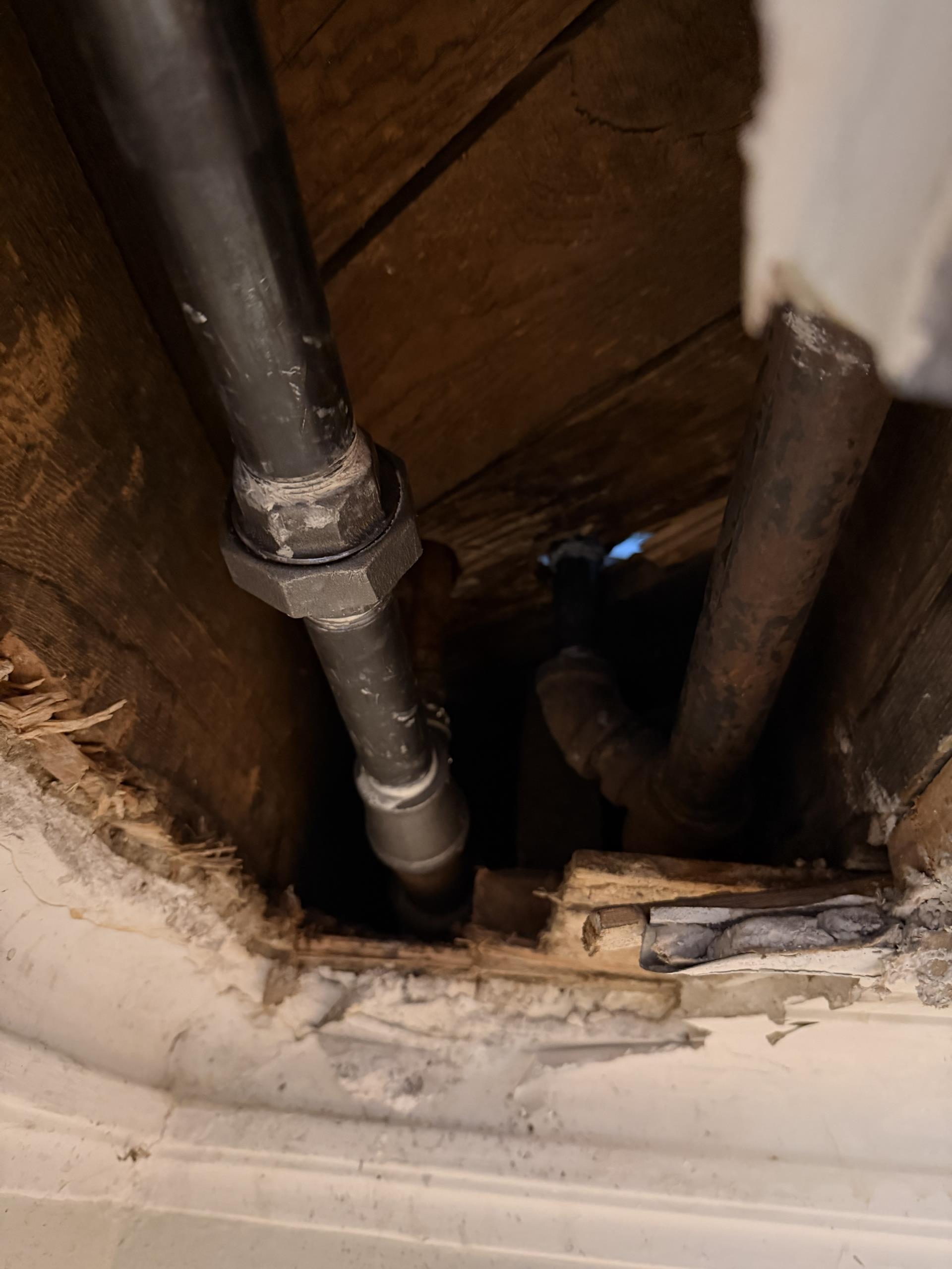 Old Toronto, ON - Replace Radiator Valve