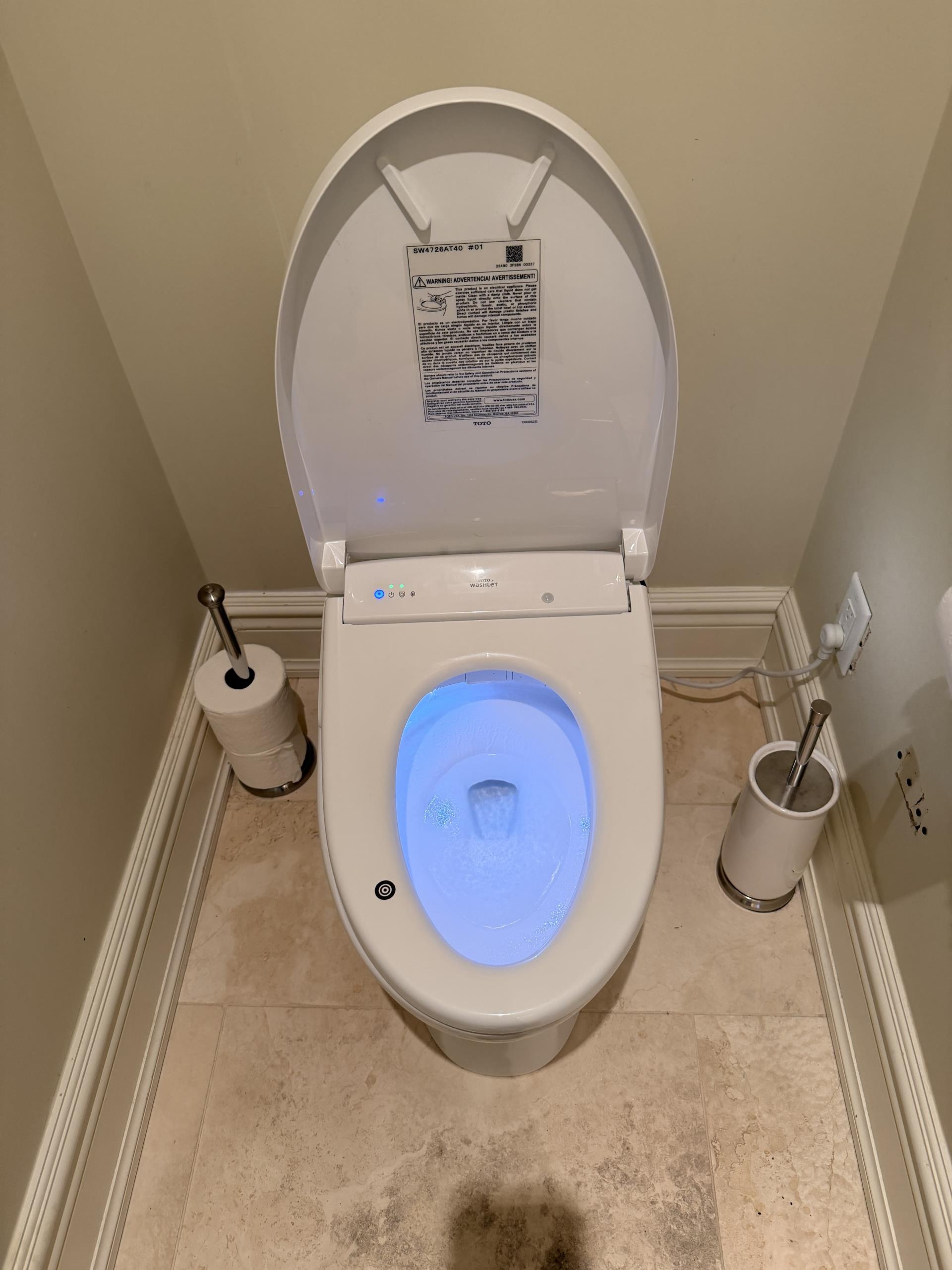 East York, ON - install a new Toto Ultramax East York, ON - install a new Toto Ultramax