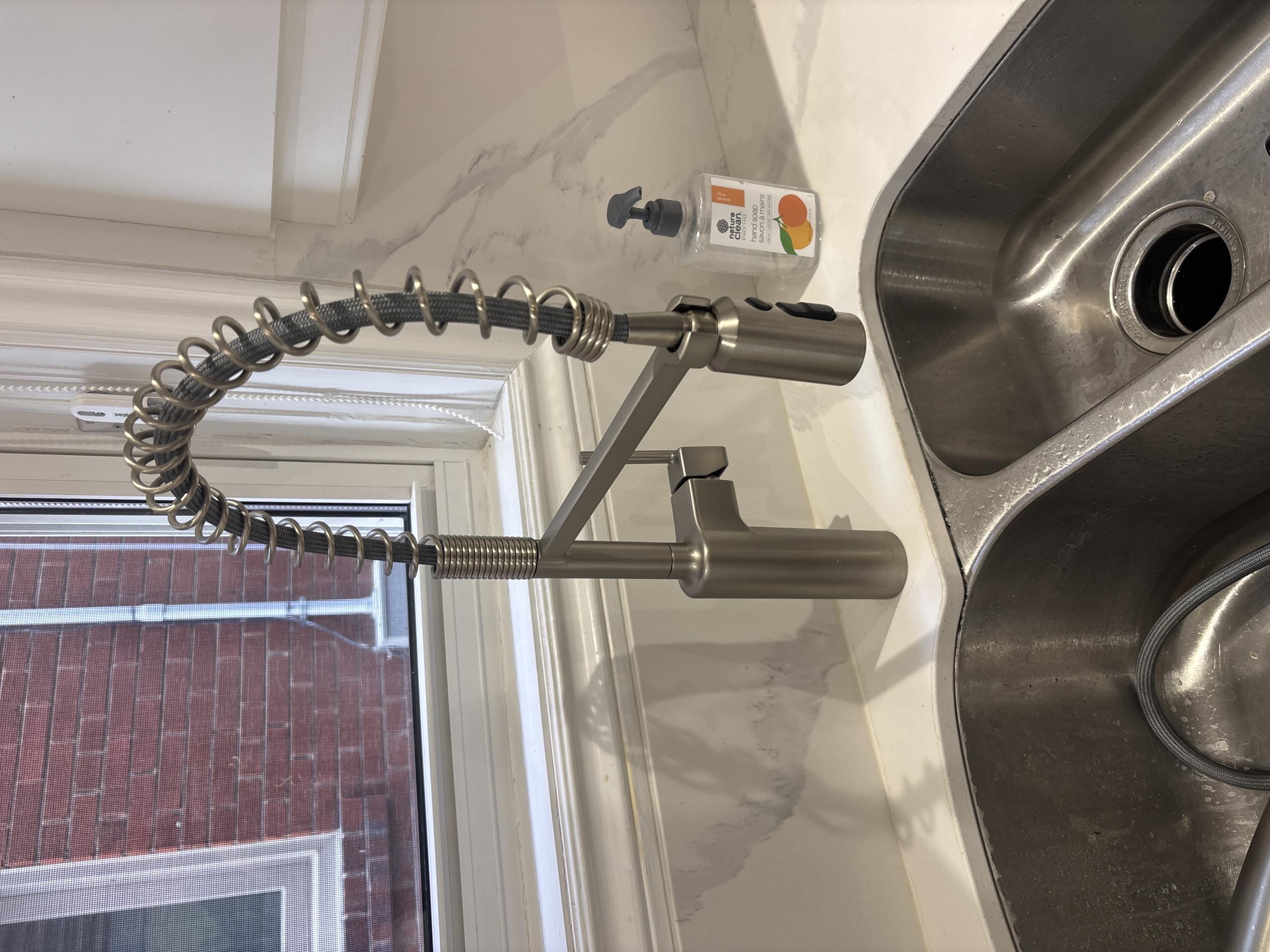 Old Toronto, ON - replace kitchen faucet