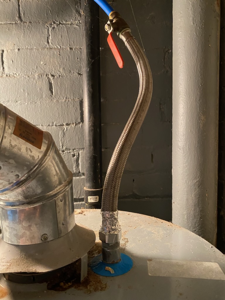 Repair Leaking Water Pipe