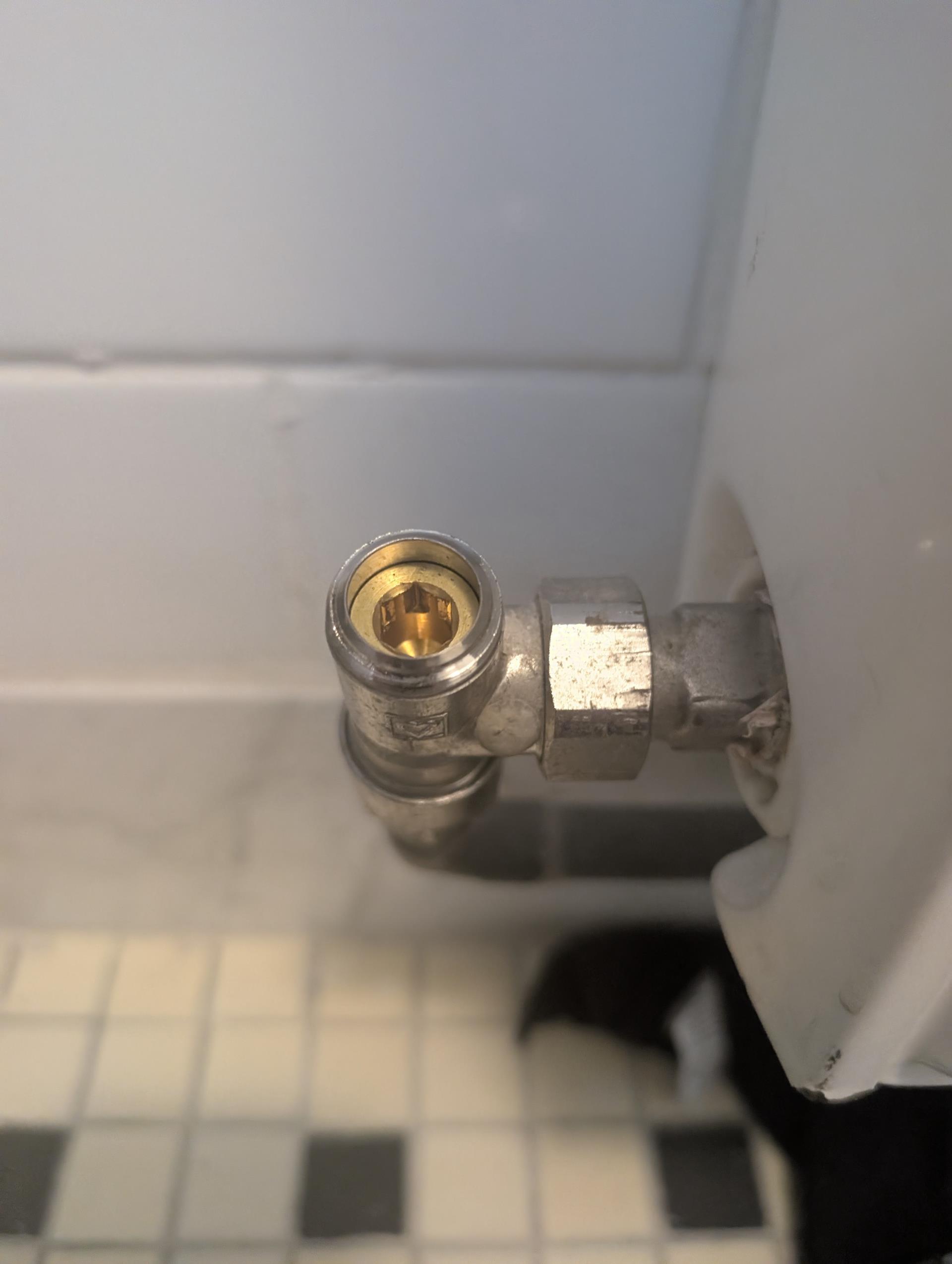 East York, ON - replace valve on stelrad
