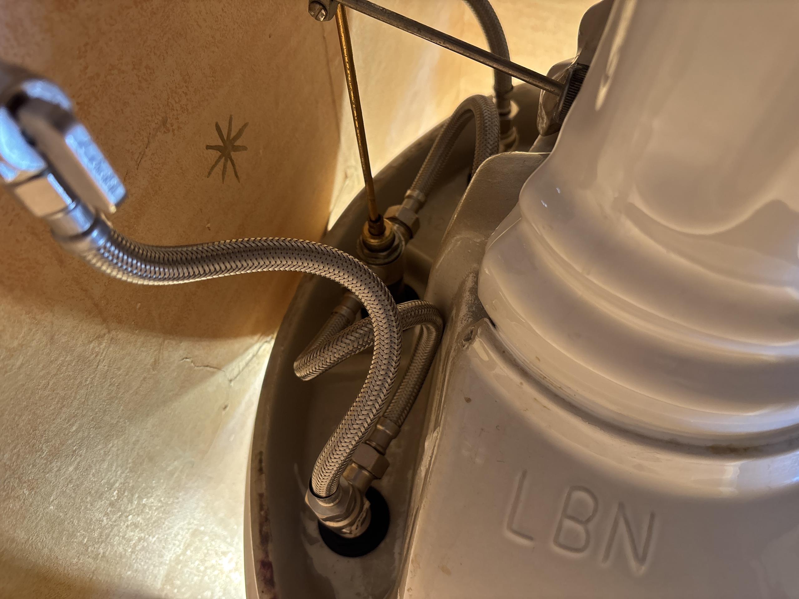 Old Toronto, ON - leak under basin sink from taps & replace shut offs