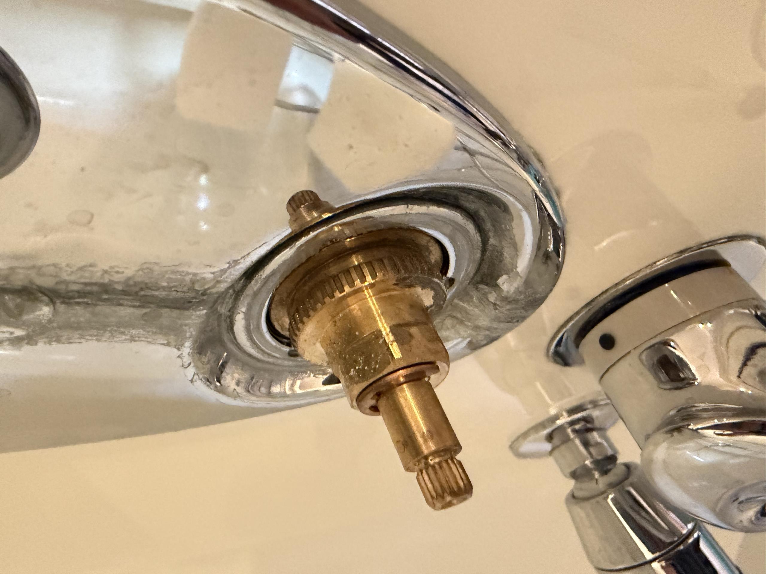Old Toronto, ON - Repaired Maax thermostatic shower control