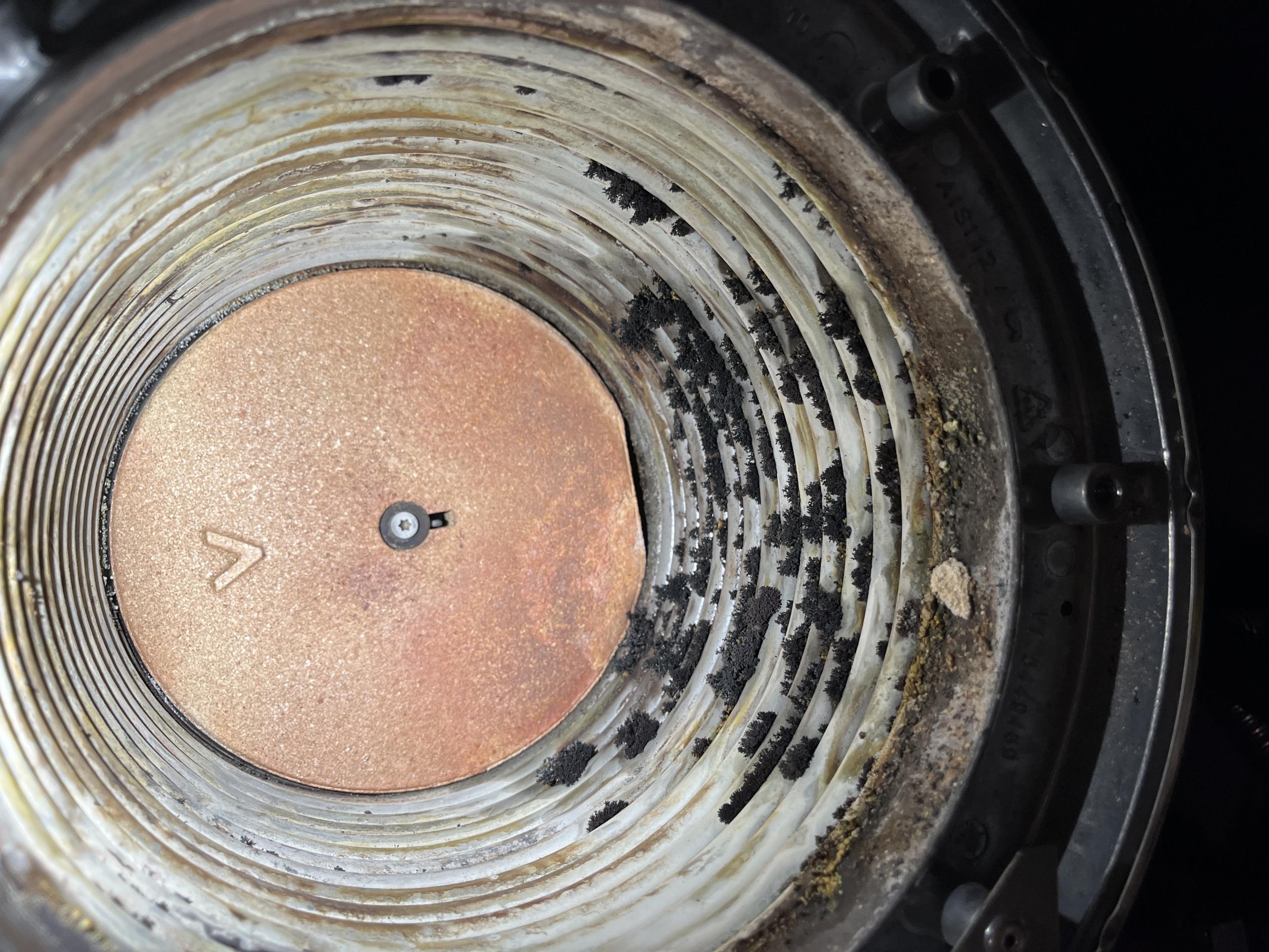 Old Toronto, ON - Boiler clean and maintenance. Troubleshoot error code.