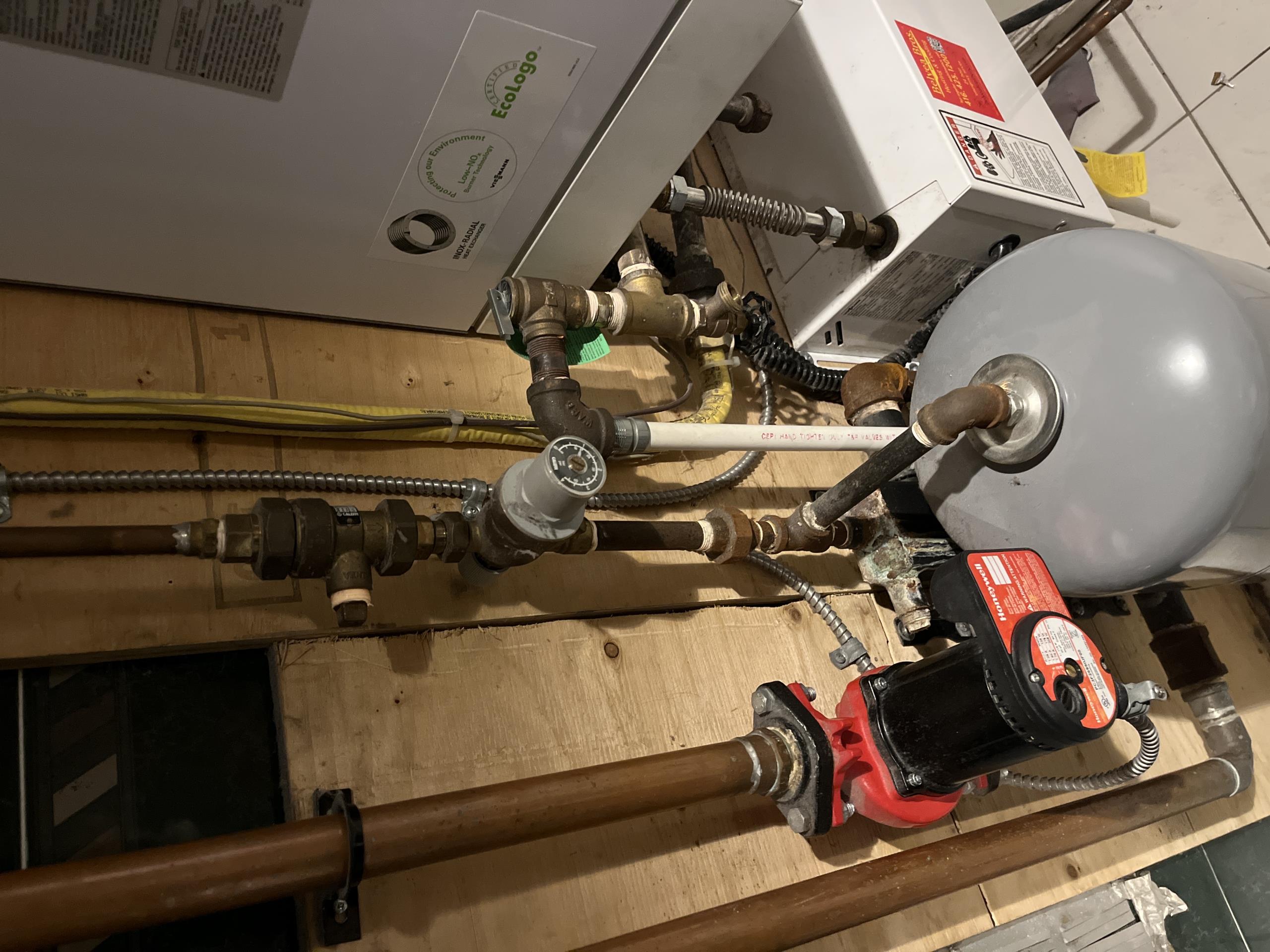 Old Toronto, ON - Boiler clean and maintenance. Troubleshoot error code. Old Toronto, ON - Boiler clean and maintenance. Troubleshoot error code.