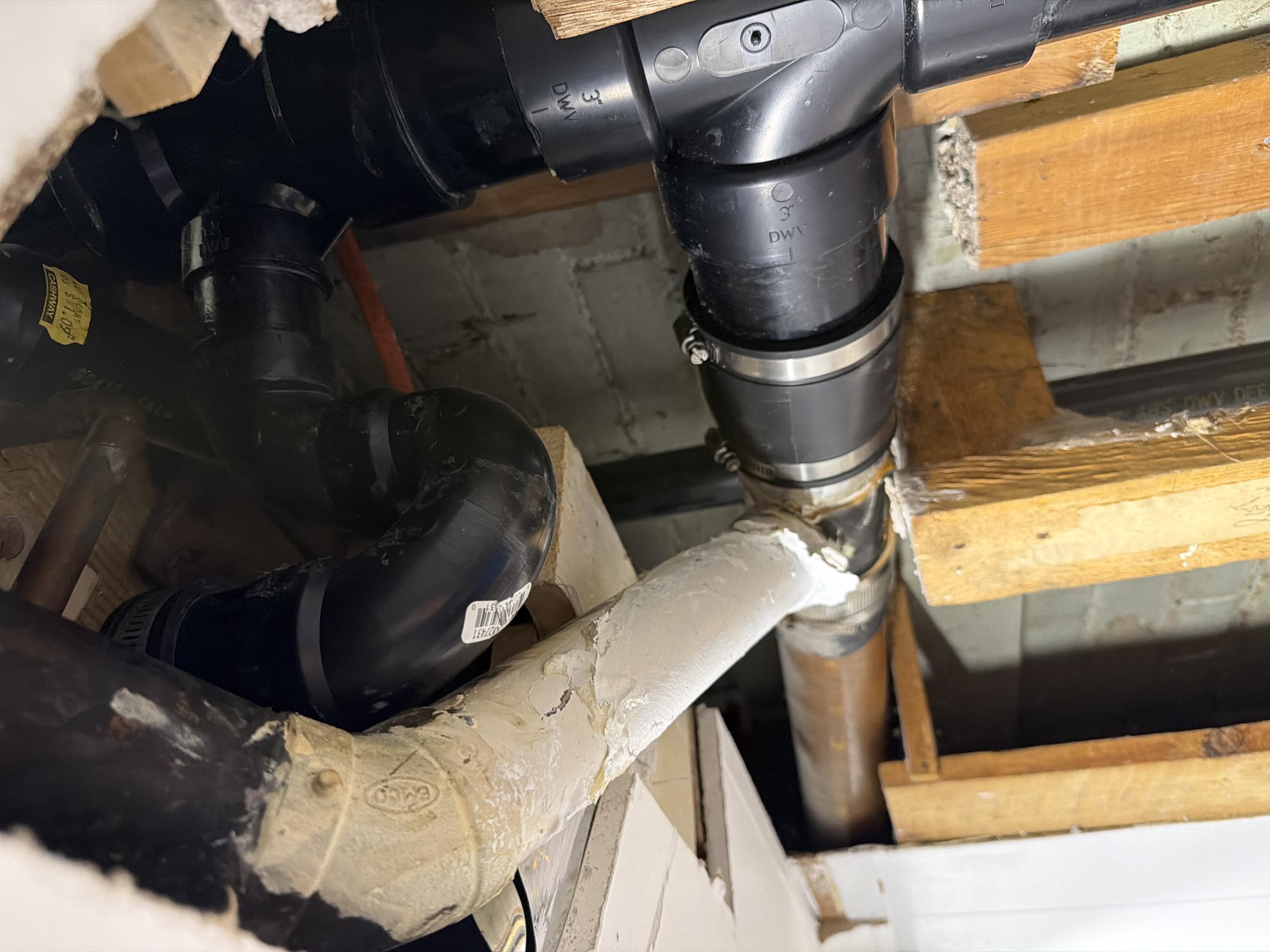 East York, ON - Repaired leaking drain