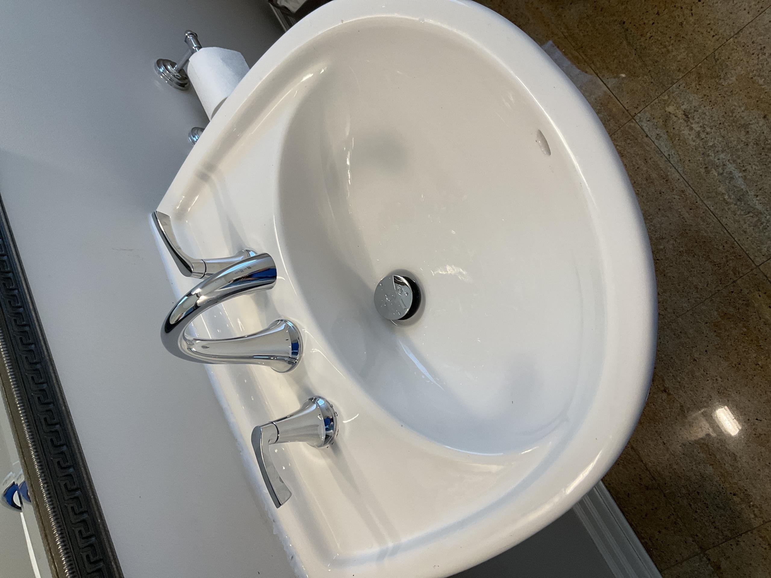 East York, ON - Replaced widespread lav faucet