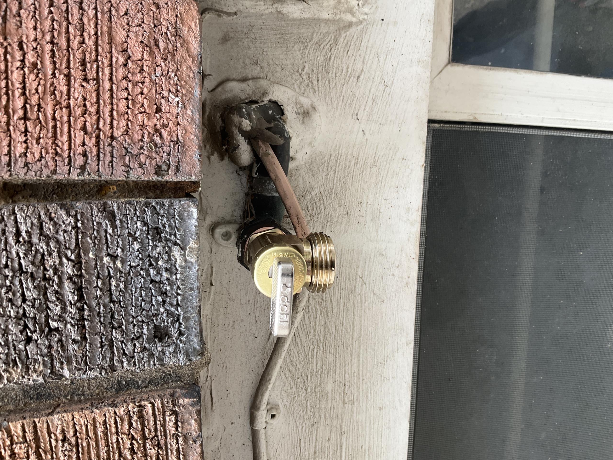 Old Toronto, ON - Replaced exterior shut off