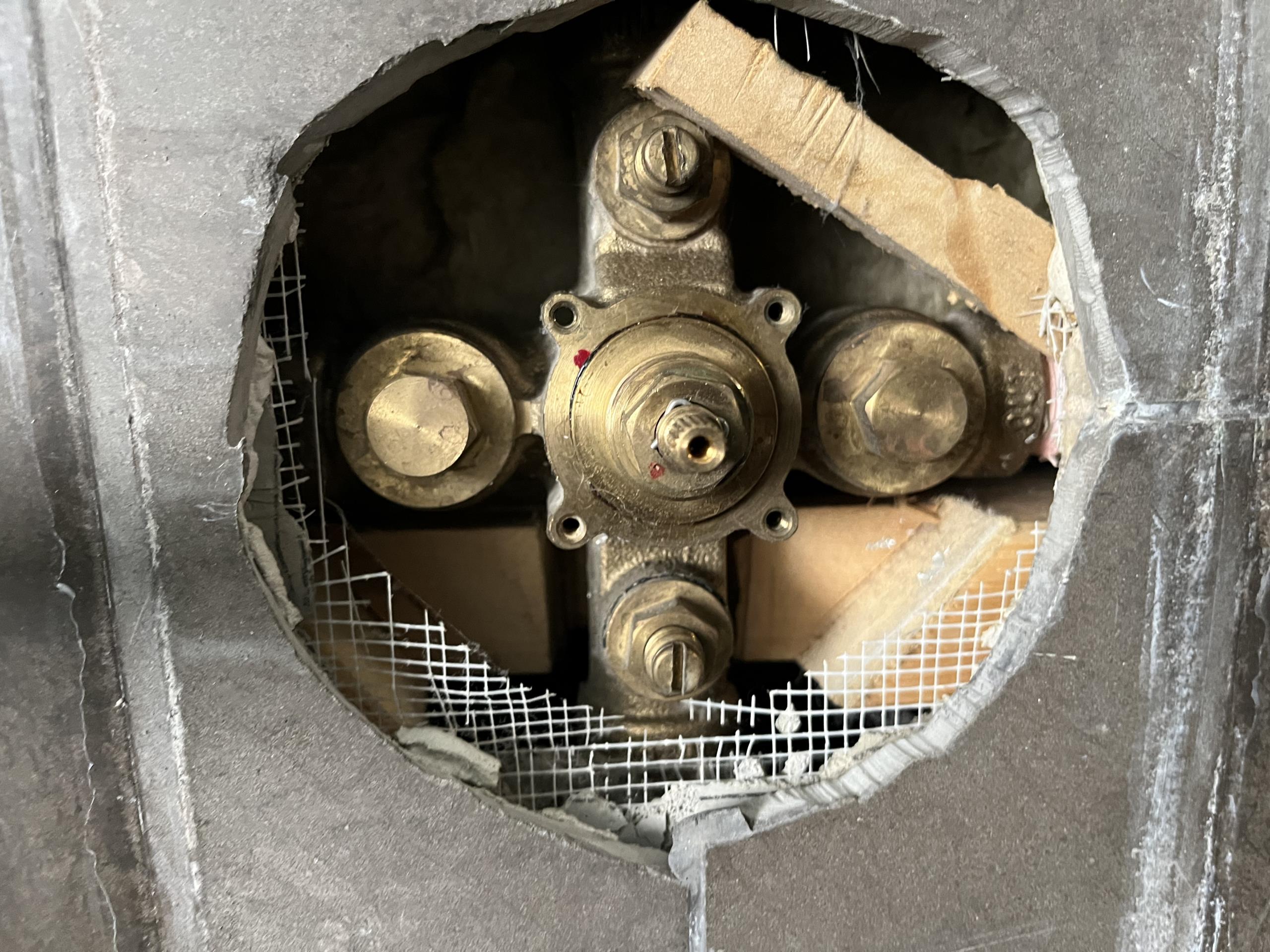 Old Toronto, ON - Installed Flo by Moen and troubleshoot Shower temperature issues