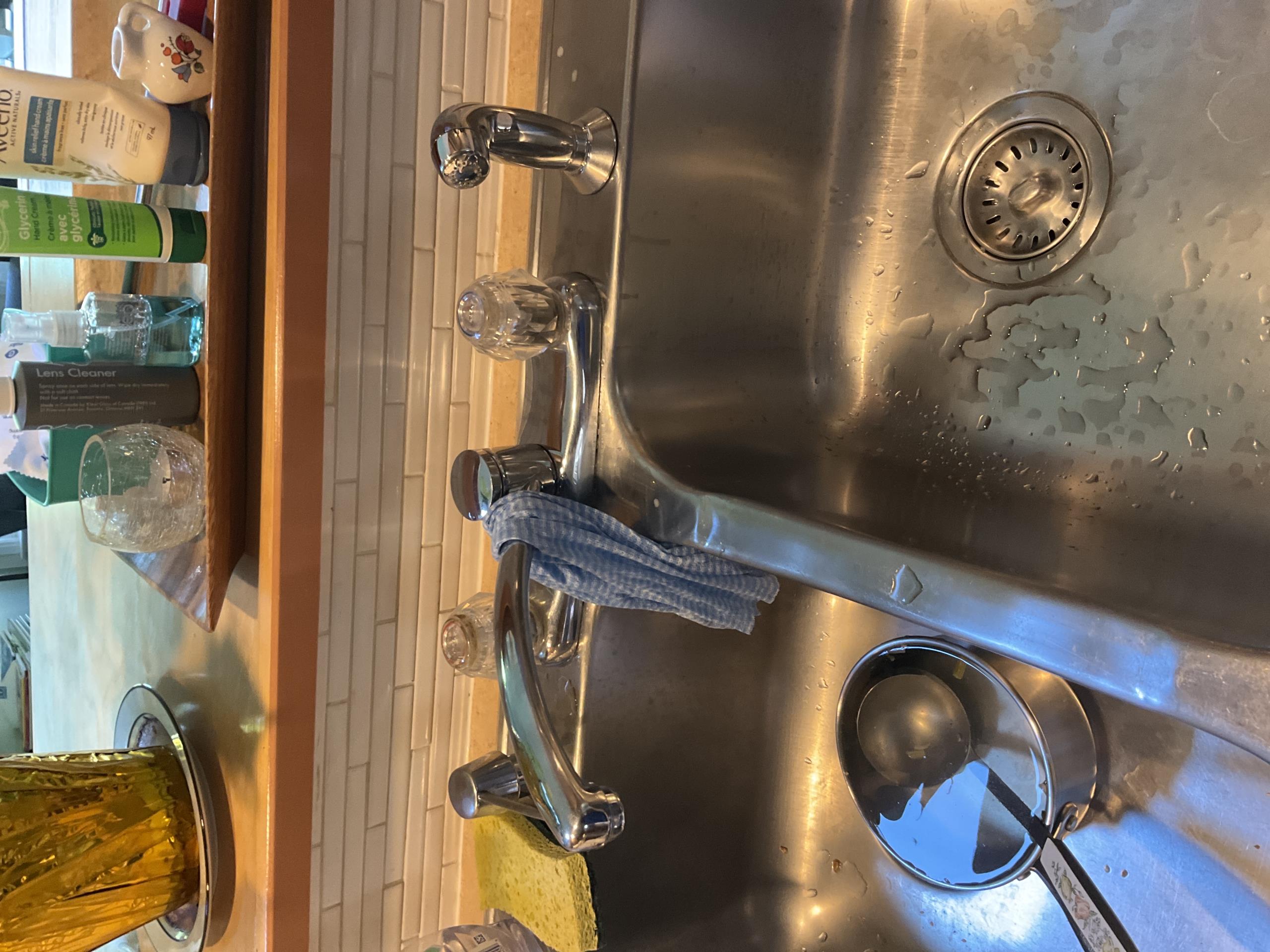 East York, ON - Replaced toilet and repaired kitchen faucet