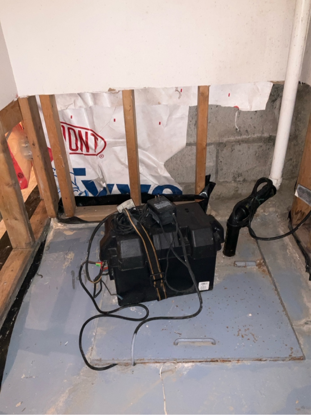 Old Toronto, ON - Replaced sump pump and battery backup system