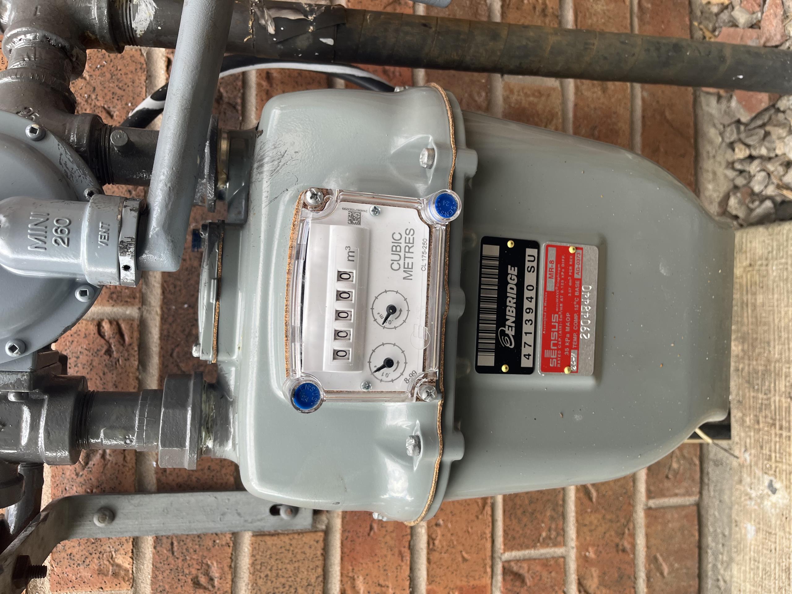 North York, ON - Repaired a gas leak on supply line and installed two barbecues