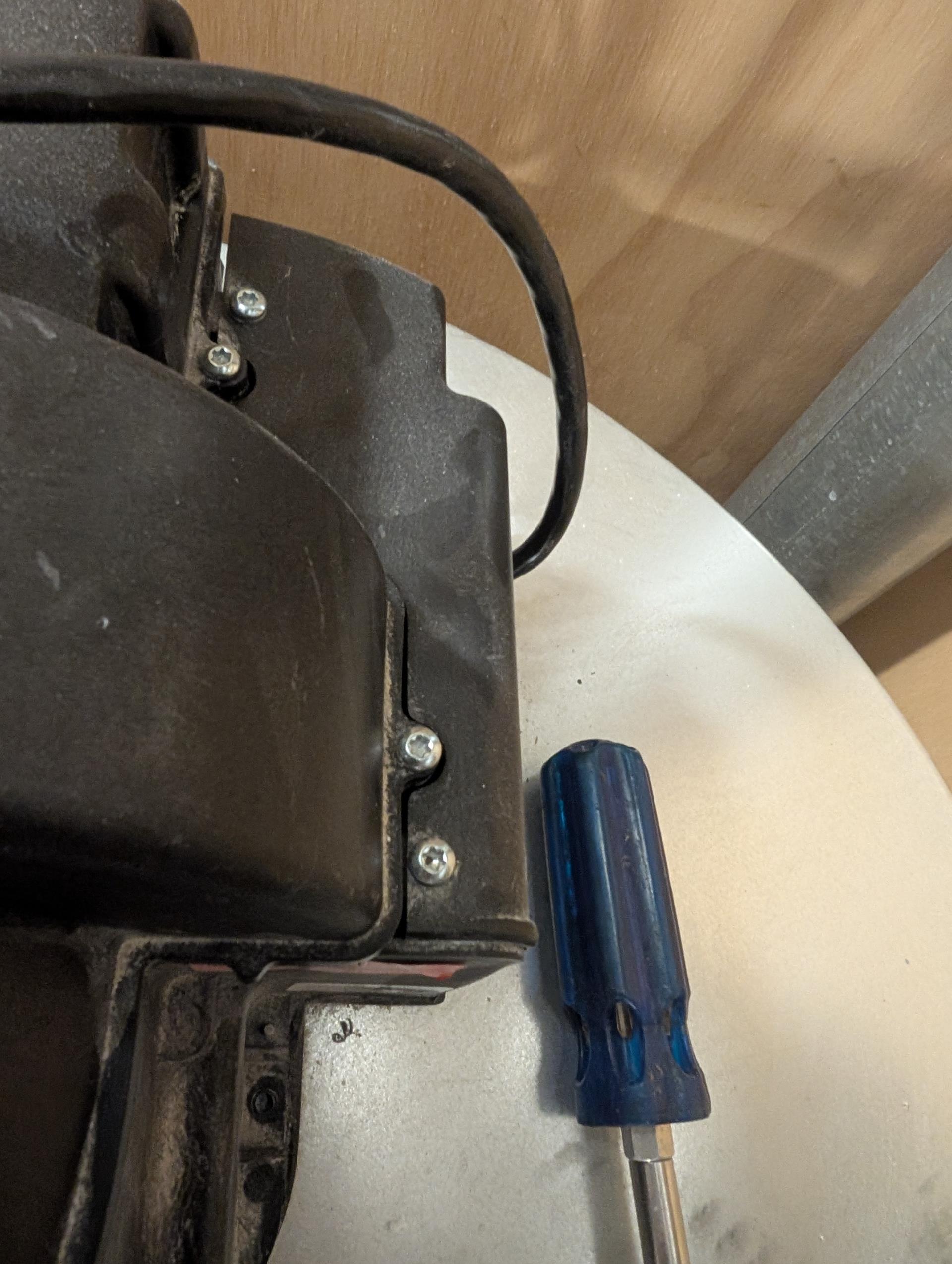 Etobicoke, ON - Hot water tank error