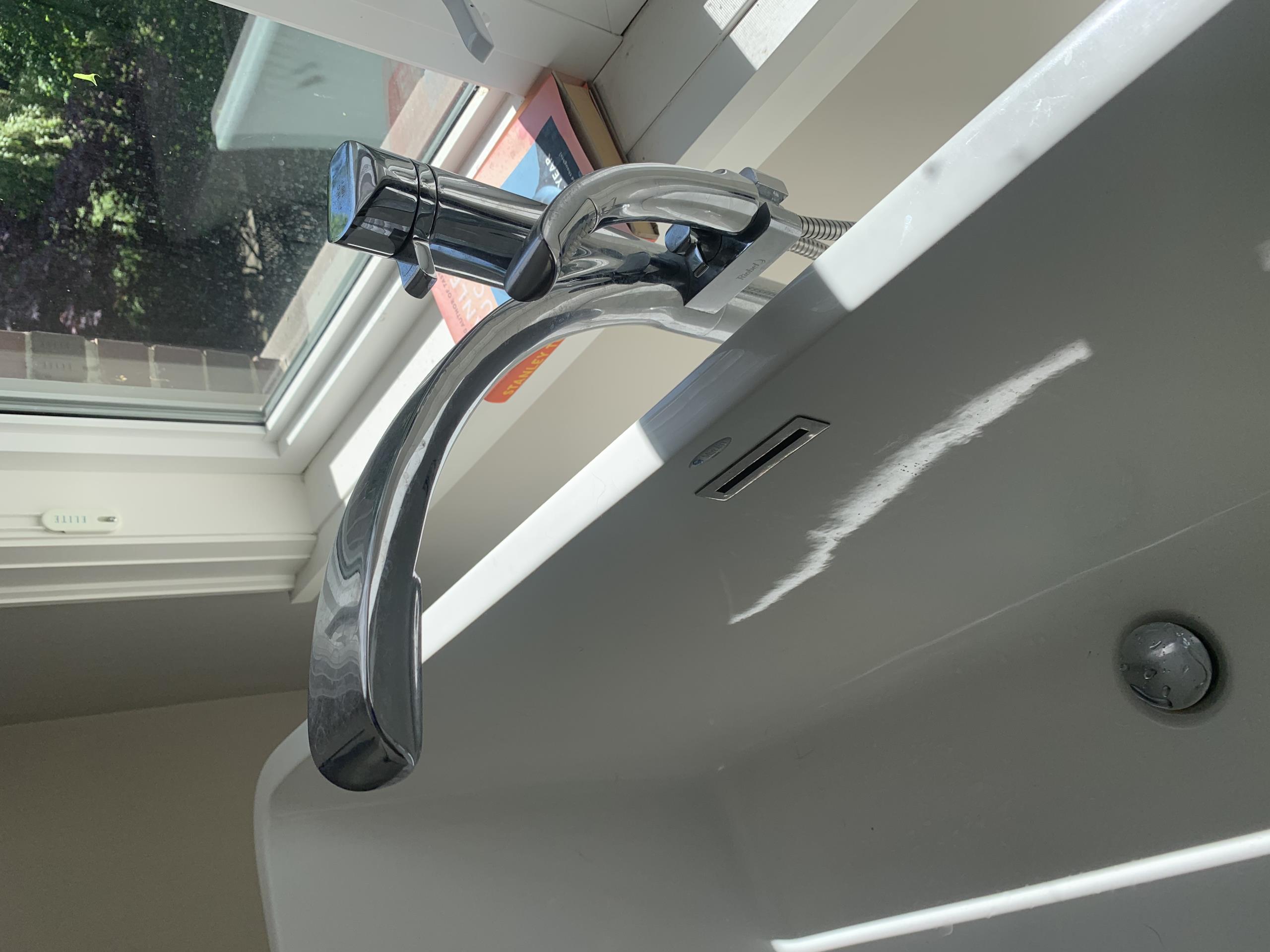 East York, ON - Repaired faucet, replaced cracked braided supply line