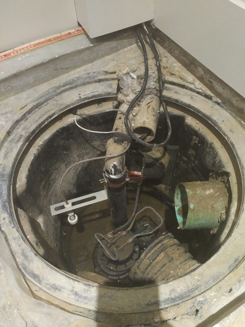 Old Toronto, ON - Quote sump pump and battery backup system Old Toronto, ON - Quote sump pump and battery backup system