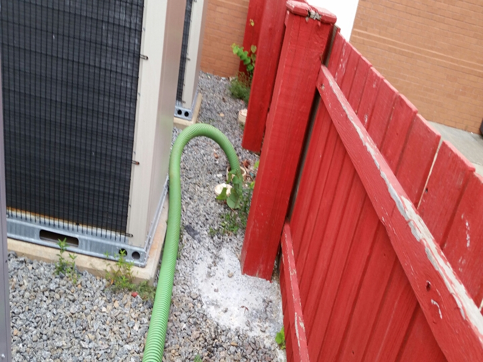 Pumped out a 1500 gallon grease trap and hydro jetted outlet line to sewer 