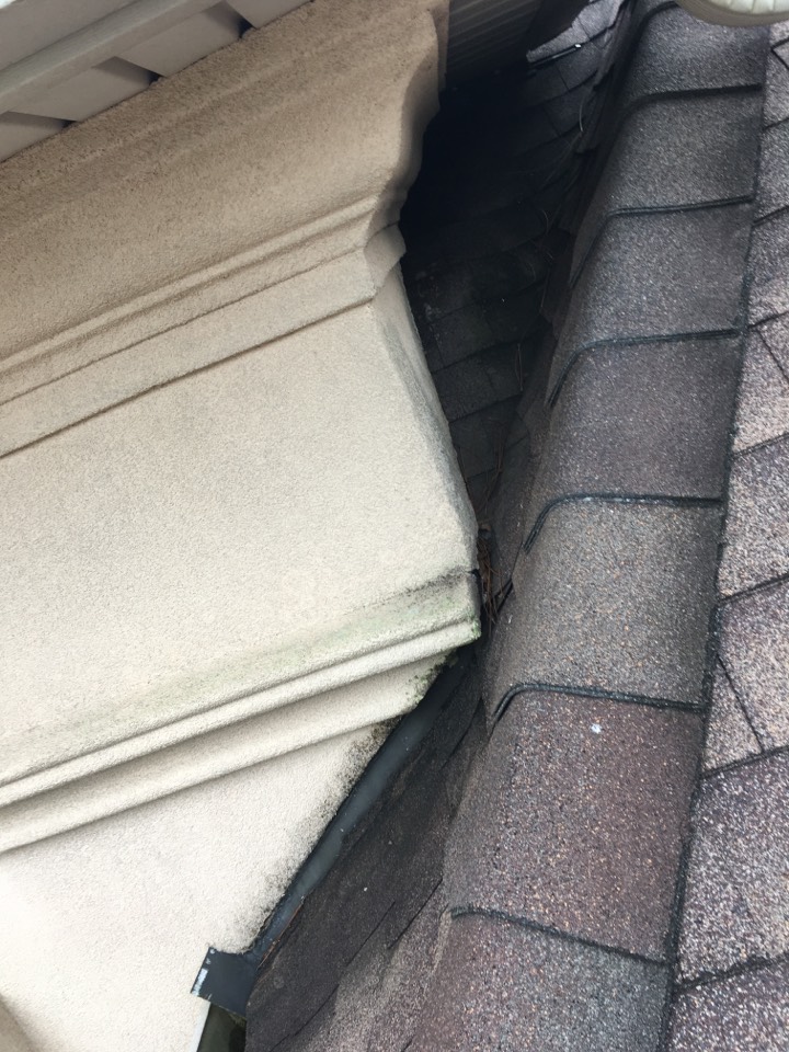 Ocean Springs, MS - Estimate to reflash stucco at shingles Ocean Springs, MS - Estimate to reflash stucco at shingles