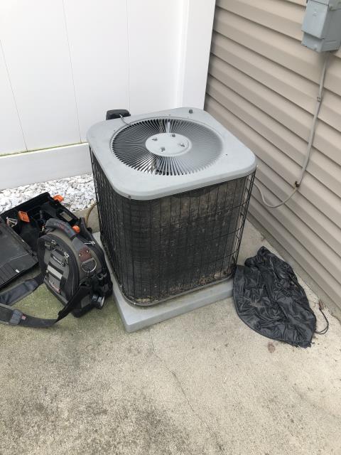 I performed diagnostic service on Lennox Air Conditioning Unit. I determined that System was very low on charge. I gave customer repair and replacement options. Customer will get back to us once they have decided which way they want to procced. 