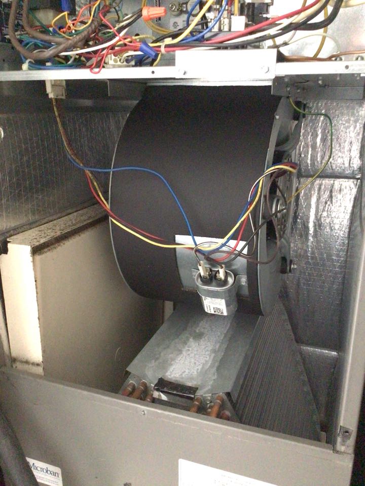 Completed heat pump maintenance in Lebanon for a wonderful customer. Completed heat pump maintenance in Lebanon for a wonderful customer.