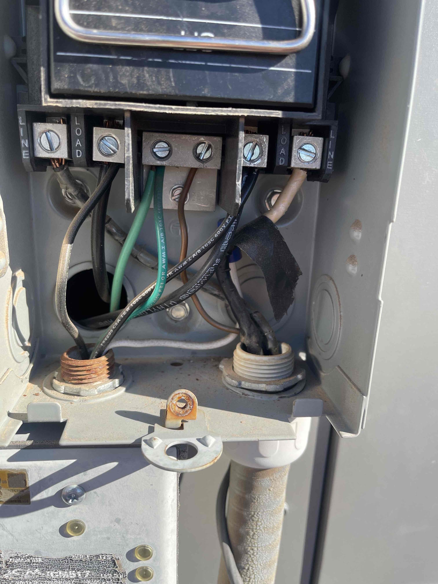 I am a professional HVAC technician with over 10 years of experience. I recently completed a job for a client in Alaska. The client had a problem with their heating and cooling system. I arrived at the client's home and diagnosed the issue. I then provided the client with a quote for the repair work. The client agreed to the quote and I scheduled the repair work for the next day. I arrived at the client's home the next day and completed the repair work. The client was very satisfied with the work and I received a positive review from the client.