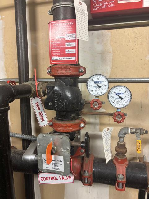 We just completed an annual fire sprinkler inspection at a commercial property, servicing both a wet and a dry system. Annual inspections are critical for ensuring that fire protection systems remain in full working order and in compliance with NFPA 25 standards.

During the visit, our technicians performed a full system check, including water flow tests, valve inspections, alarm verification, and visual inspections of all sprinkler heads.
