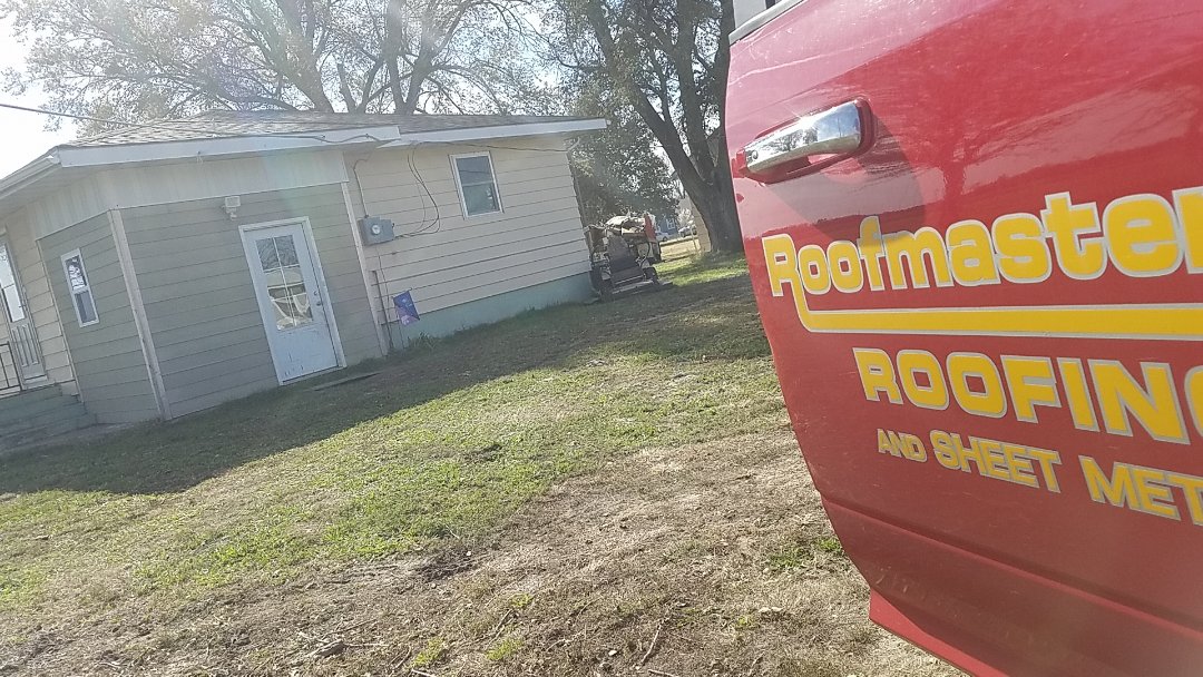 Long Island, KS - This house will look great with a 26 gauge metal roofing system from RM Custom Metals. Long Island, KS - This house will look great with a 26 gauge metal roofing system from RM Custom Metals.