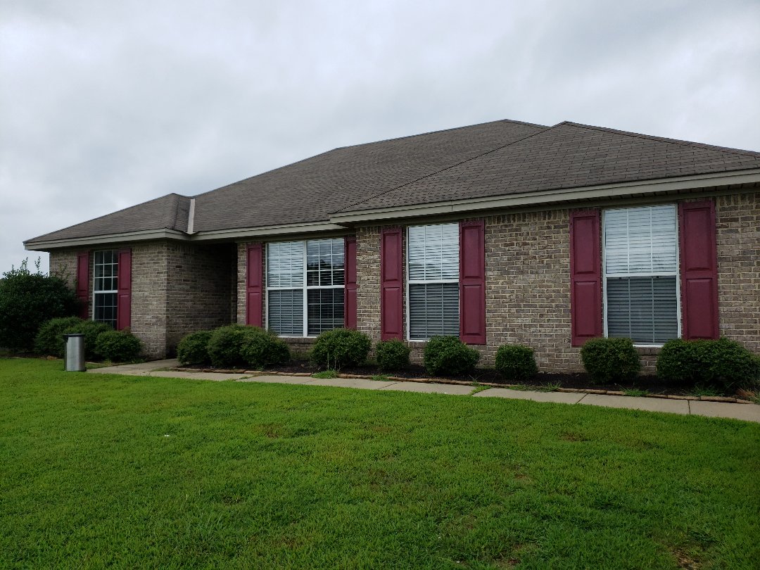 191 Barnes ct. Wetumpka Al home for rent. 3 bedroom 2 bath in the cotton lakes subdivision.