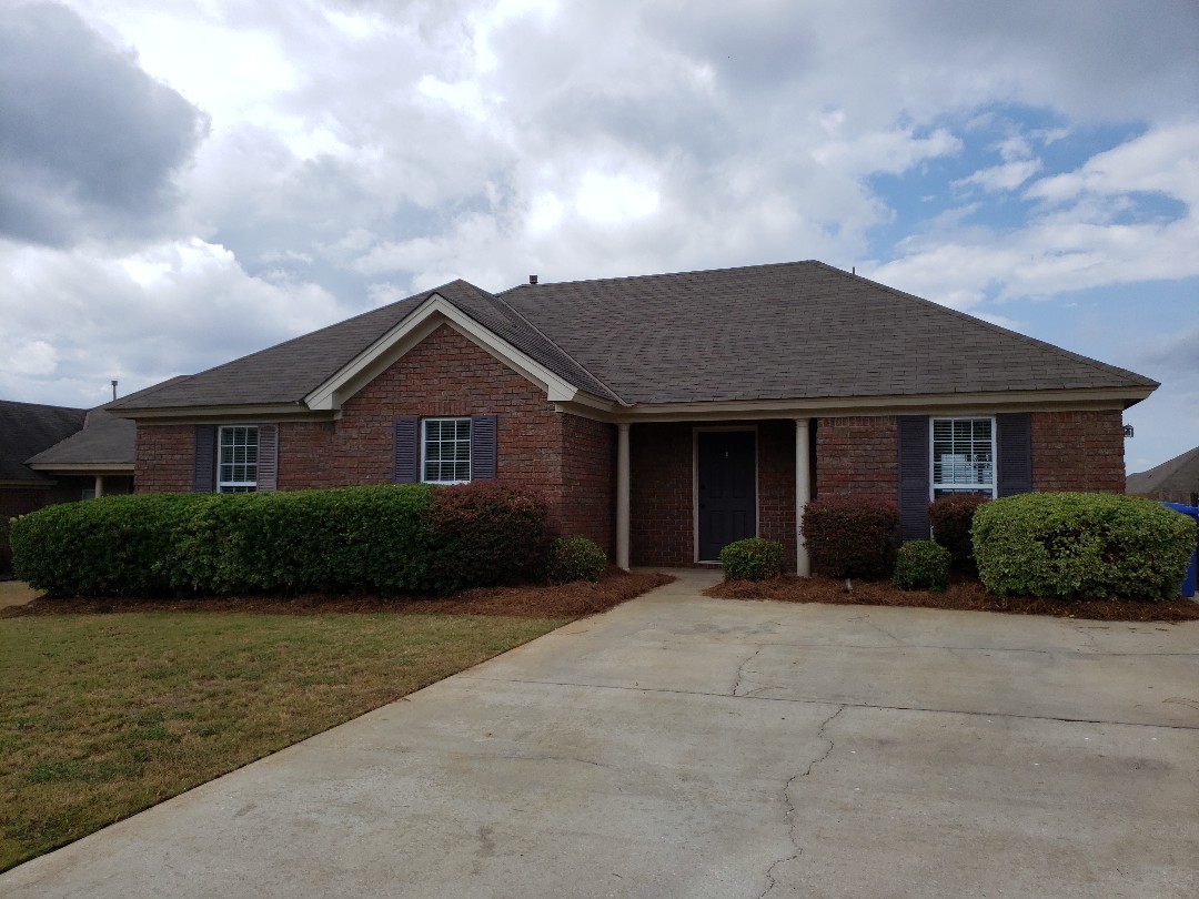 Prattville, AL - Amazingly remodeled home for rant at 1968 Regent road Prattville Alabama Has community pool. Minutes from Walmart. Minutes from YMCA. Prattville, AL - Amazingly remodeled home for rant at 1968 Regent road Prattville Alabama Has community pool. Minutes from Walmart. Minutes from YMCA.