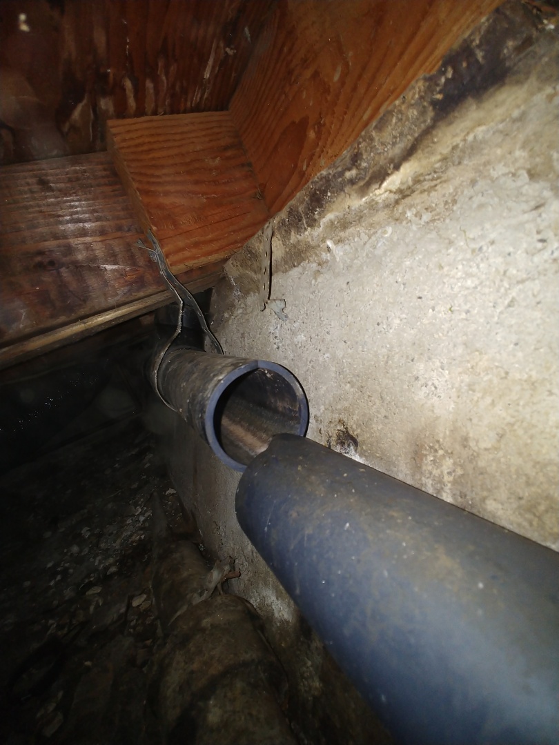 Benicia, CA - Inspected broken sewer pipe under home Benicia, CA - Inspected broken sewer pipe under home