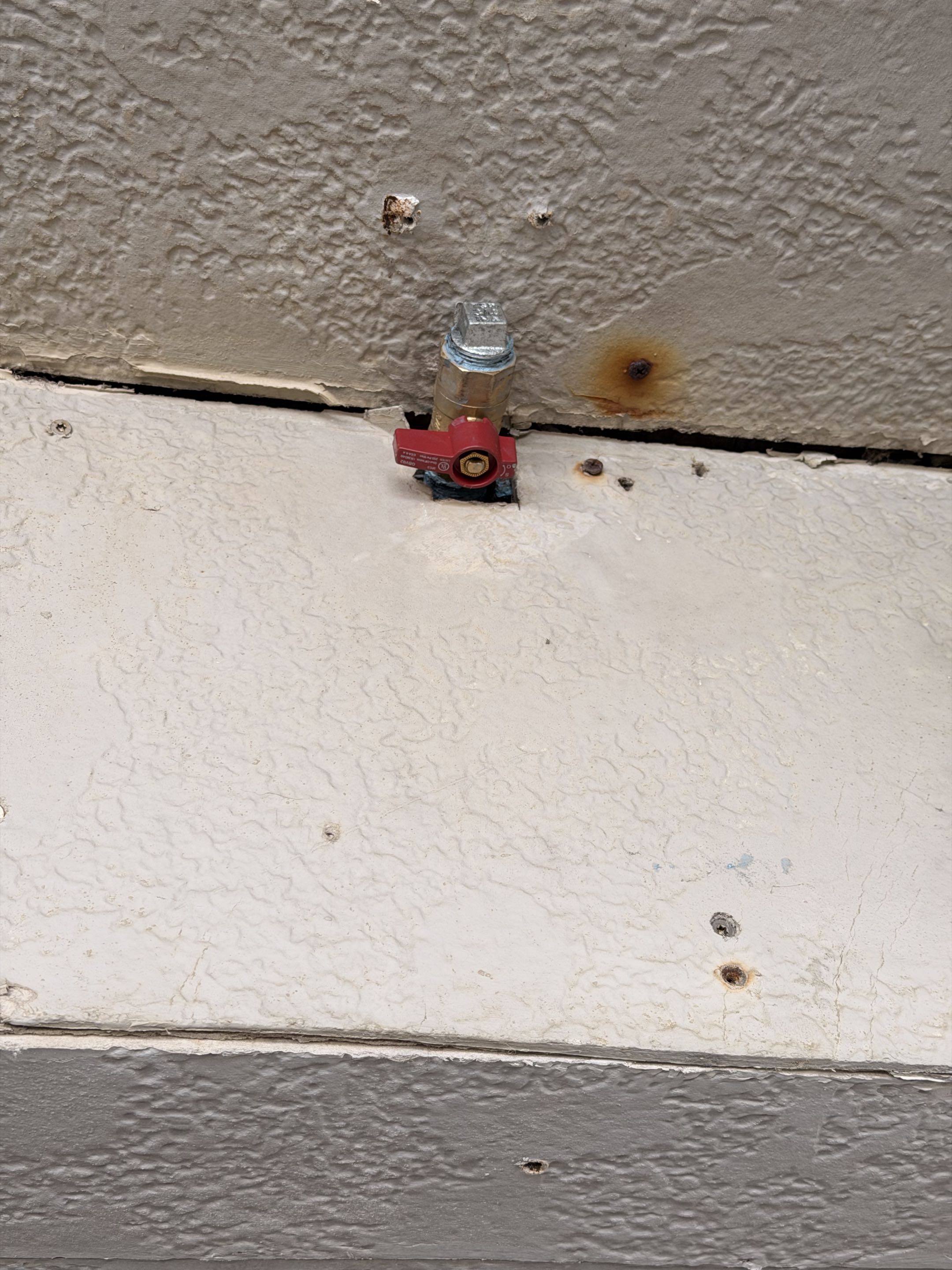 Customer wanted to get rid of old gas grill line at his condo. Removed the line and installed a new shutoff. Also repiped outside shower.