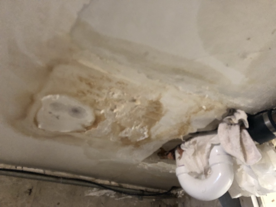 Grand Rapids, MI - Toilet overflow on main level. Water damage to the lower garage plaster ceiling. Setting up drying equipment and removal of plaster to allow ceiling to dry. Dehumidifier and air movers. Removal of wet insulation. Once structure is dried replace the plaster Grand Rapids, MI - Toilet overflow on main level. Water damage to the lower garage plaster ceiling. Setting up drying equipment and removal of plaster to allow ceiling to dry. Dehumidifier and air movers. Removal of wet insulation. Once structure is dried replace the plaster