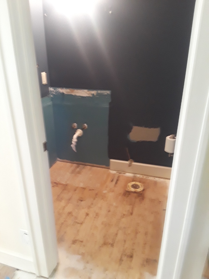 Georgetown Township, MI - Finished demo in the bathroom and have the floor prepped. All set to finish laying the engineered flooring on Monday. ?? Georgetown Township, MI - Finished demo in the bathroom and have the floor prepped. All set to finish laying the engineered flooring on Monday. ??