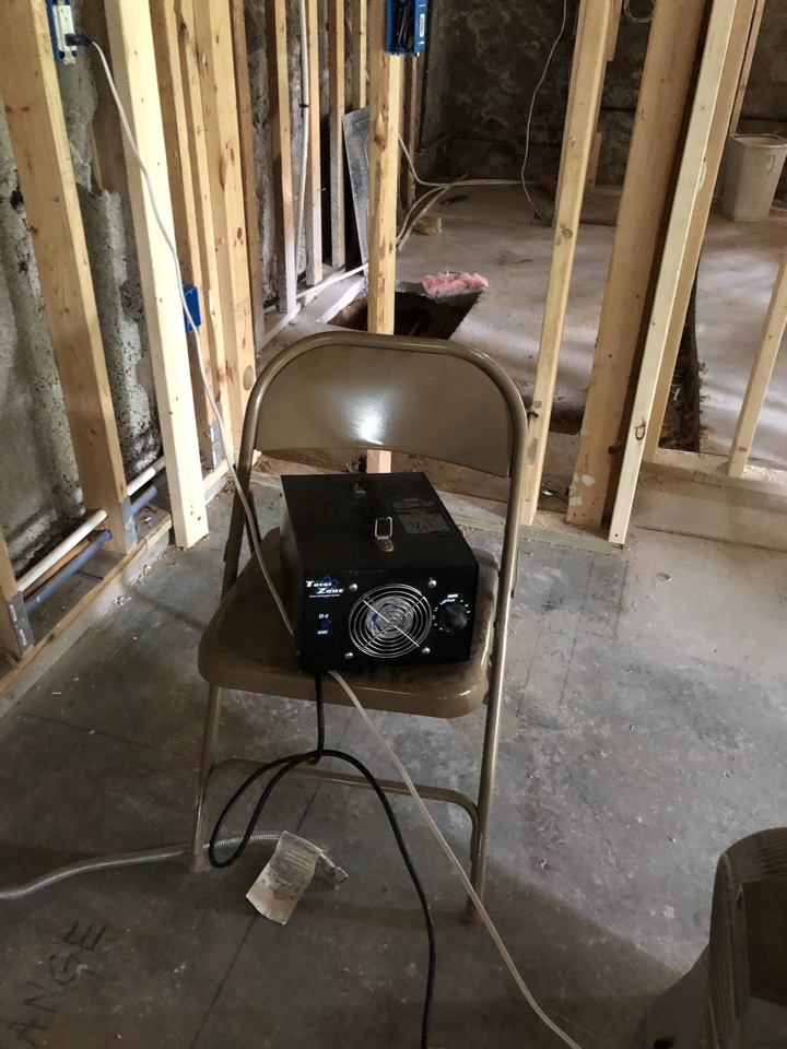 Ada, MI - Set up ozone machine to eliminate smoker smell in a remodel project. Ozone machine removal of smoke odor in basement Ada, MI - Set up ozone machine to eliminate smoker smell in a remodel project. Ozone machine removal of smoke odor in basement