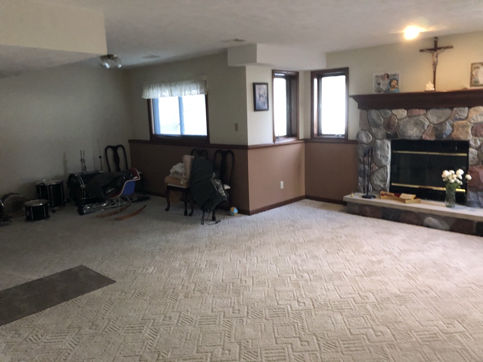 Grand Rapids, MI - Picked up drying equipment from broke refrigerator line. All dried no structure or secondary water damage Grand Rapids, MI - Picked up drying equipment from broke refrigerator line. All dried no structure or secondary water damage