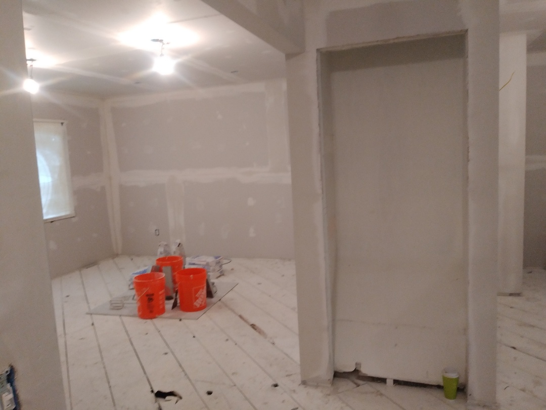 Walker, MI - Applied the first coat of mud today. Two more to go ! Walker, MI - Applied the first coat of mud today. Two more to go !