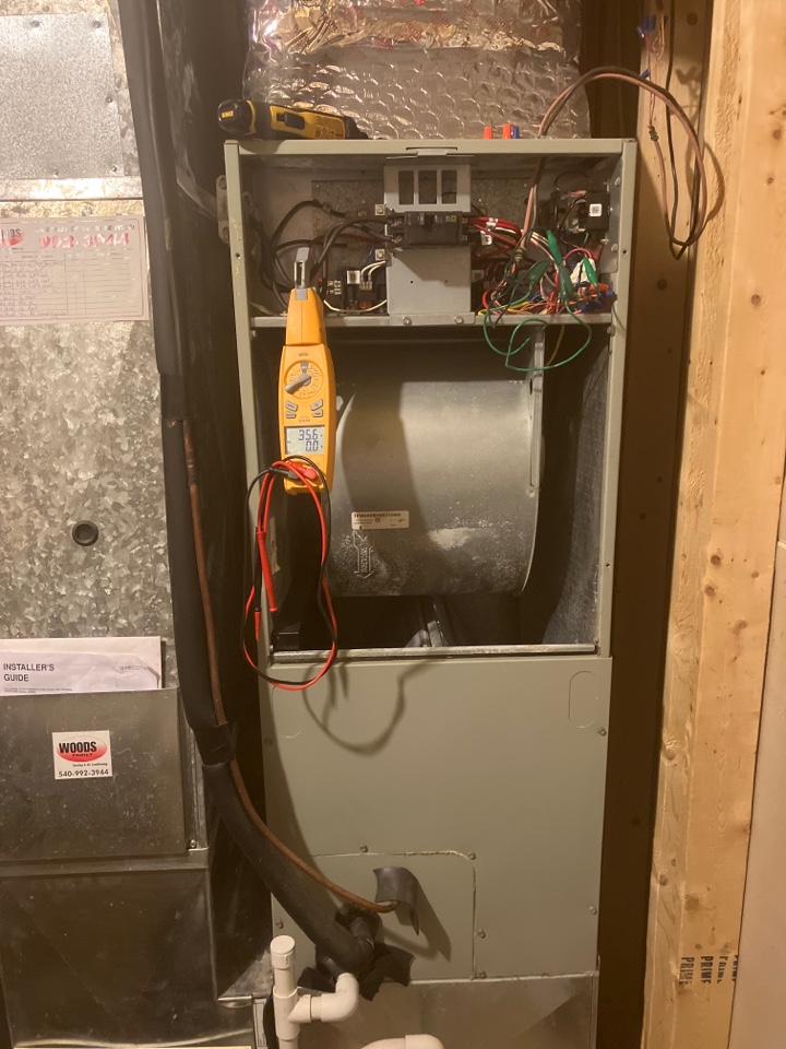 Heat pump maintenance 