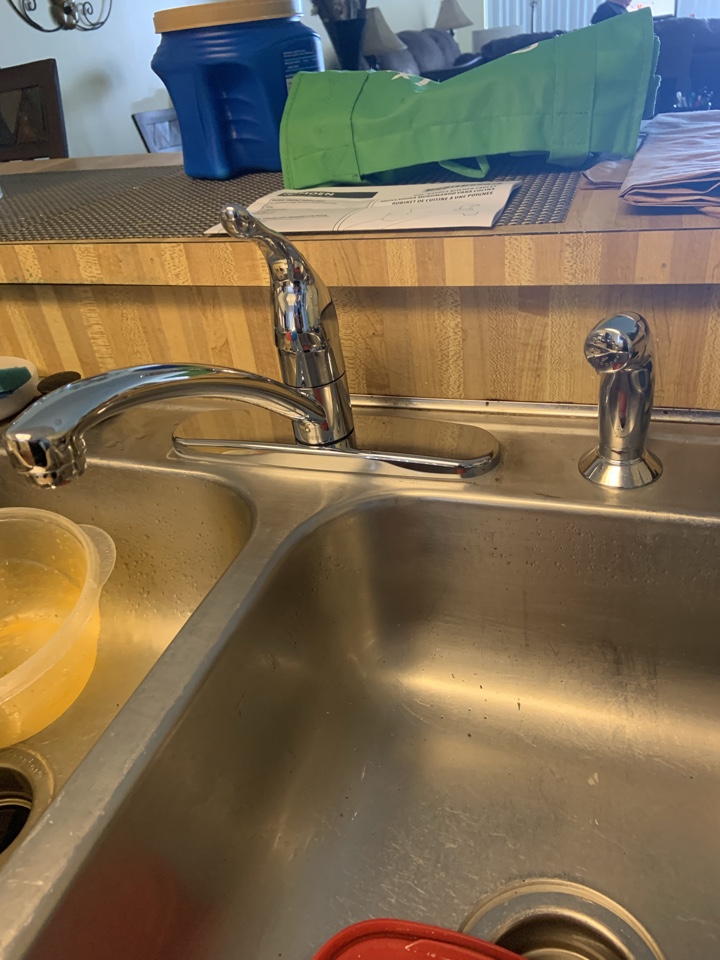 Jensen Beach, FL - Installed a Moen single handle kitchen sink faucet with a spray. Jensen Beach, FL - Installed a Moen single handle kitchen sink faucet with a spray.