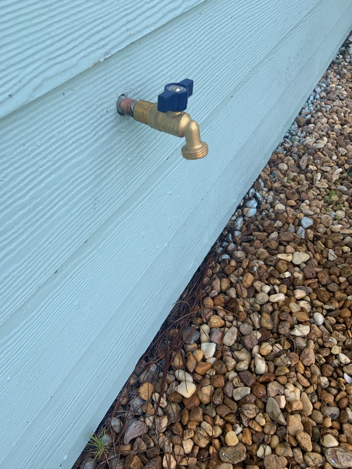 Palm City, FL - Installed a new outside 1/2” quarter turn hose bib. Palm City, FL - Installed a new outside 1/2” quarter turn hose bib.