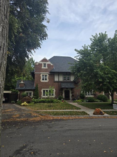 Brantford, ON - WJ Roofing installed quality designer shingles on this beautiful custom home in Brantford. Working steadily until the job was finished, the shingle roofers ensured that the whole roof system was properly installed giving the homeowner a roof they can trust for many years to come. Brantford, ON - WJ Roofing installed quality designer shingles on this beautiful custom home in Brantford. Working steadily until the job was finished, the shingle roofers ensured that the whole roof system was properly installed giving the homeowner a roof they can trust for many years to come.