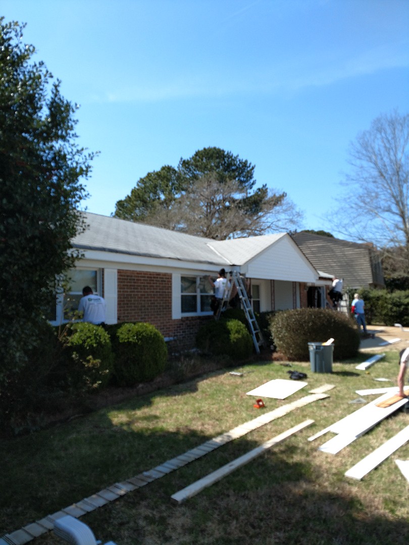 Virginia Beach, VA - New soffit, freeze and fascia wrap going up before we install new LeafGuard gutters Virginia Beach, VA - New soffit, freeze and fascia wrap going up before we install new LeafGuard gutters
